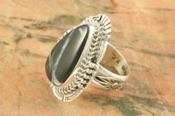 Genuine White Lightening Sterling Silver Native American Ring